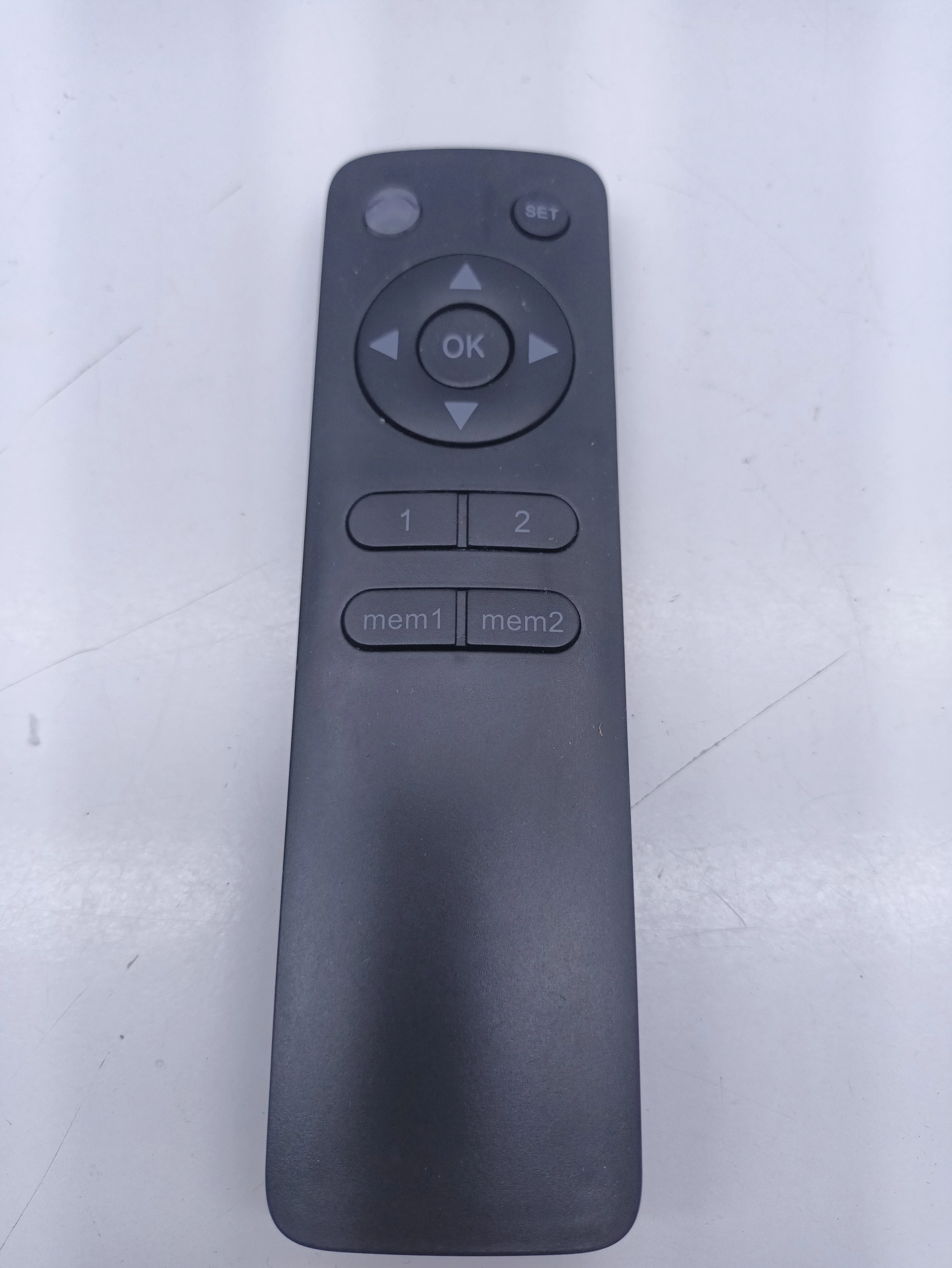 miniwieza-yamaha-dvd-e810-dwa-glosniki-pilot-opis-marka-inna