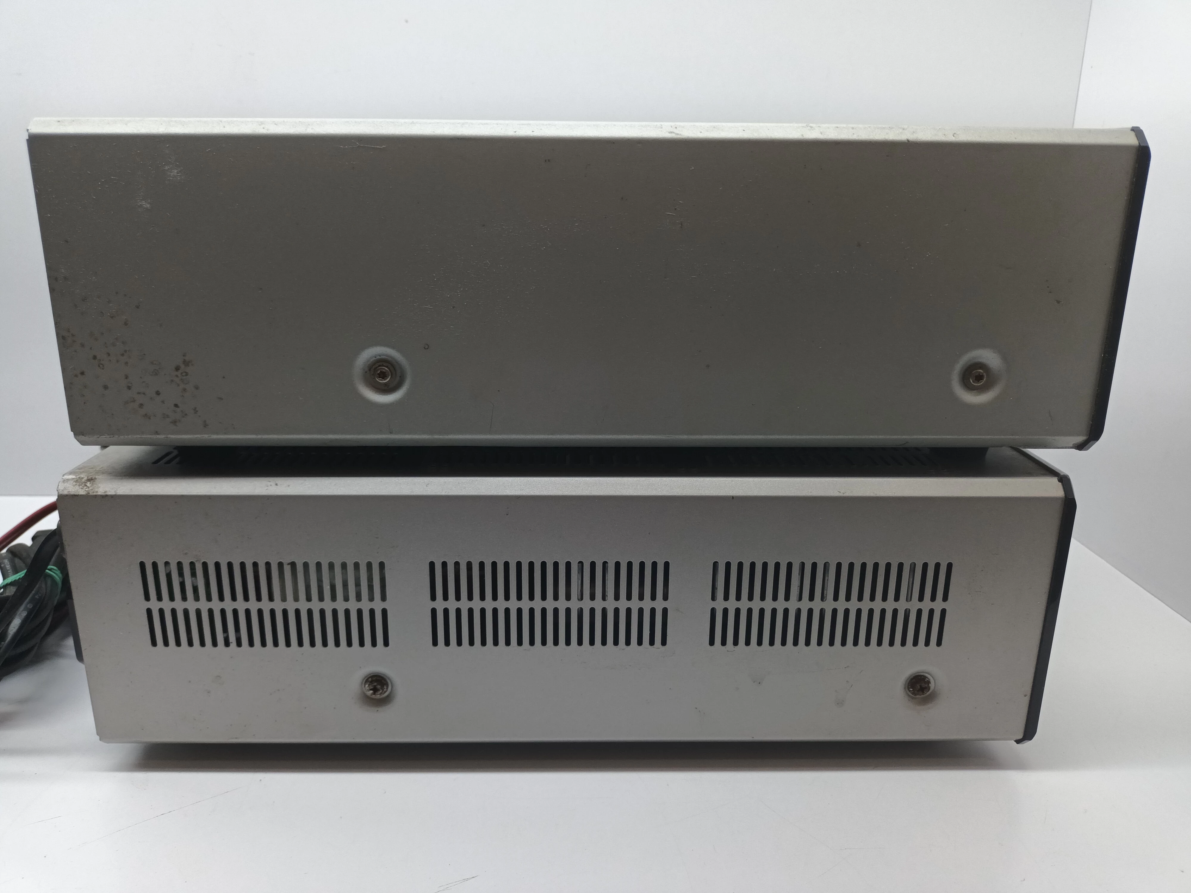 miniwieza-yamaha-dvd-e810-dwa-glosniki-pilot-opis-product-id-746fe160-54e4-438e-b8ff-16be8edaf12b