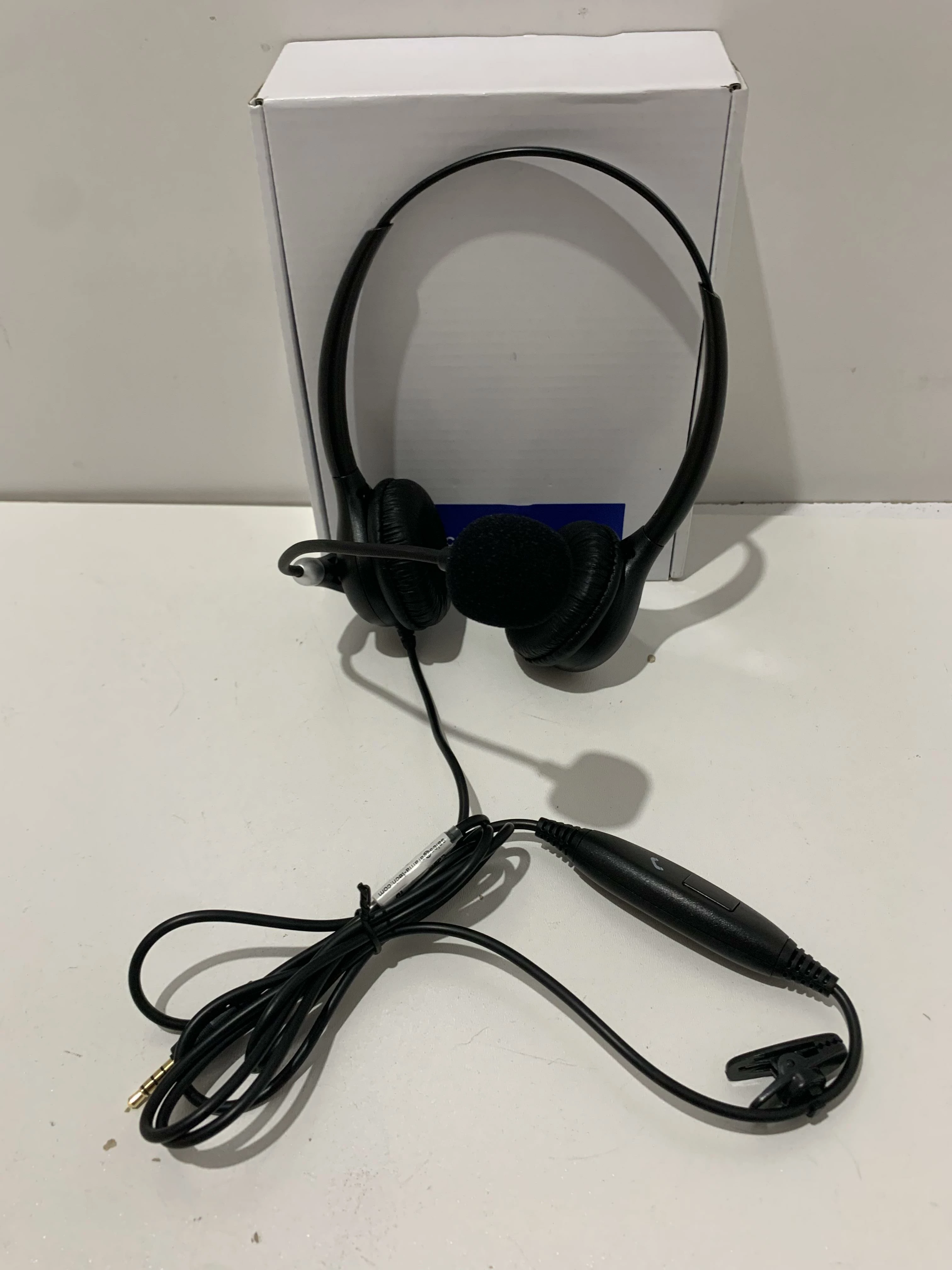 sluchawki-nauszne-arama-a602-kod-producenta-x000175