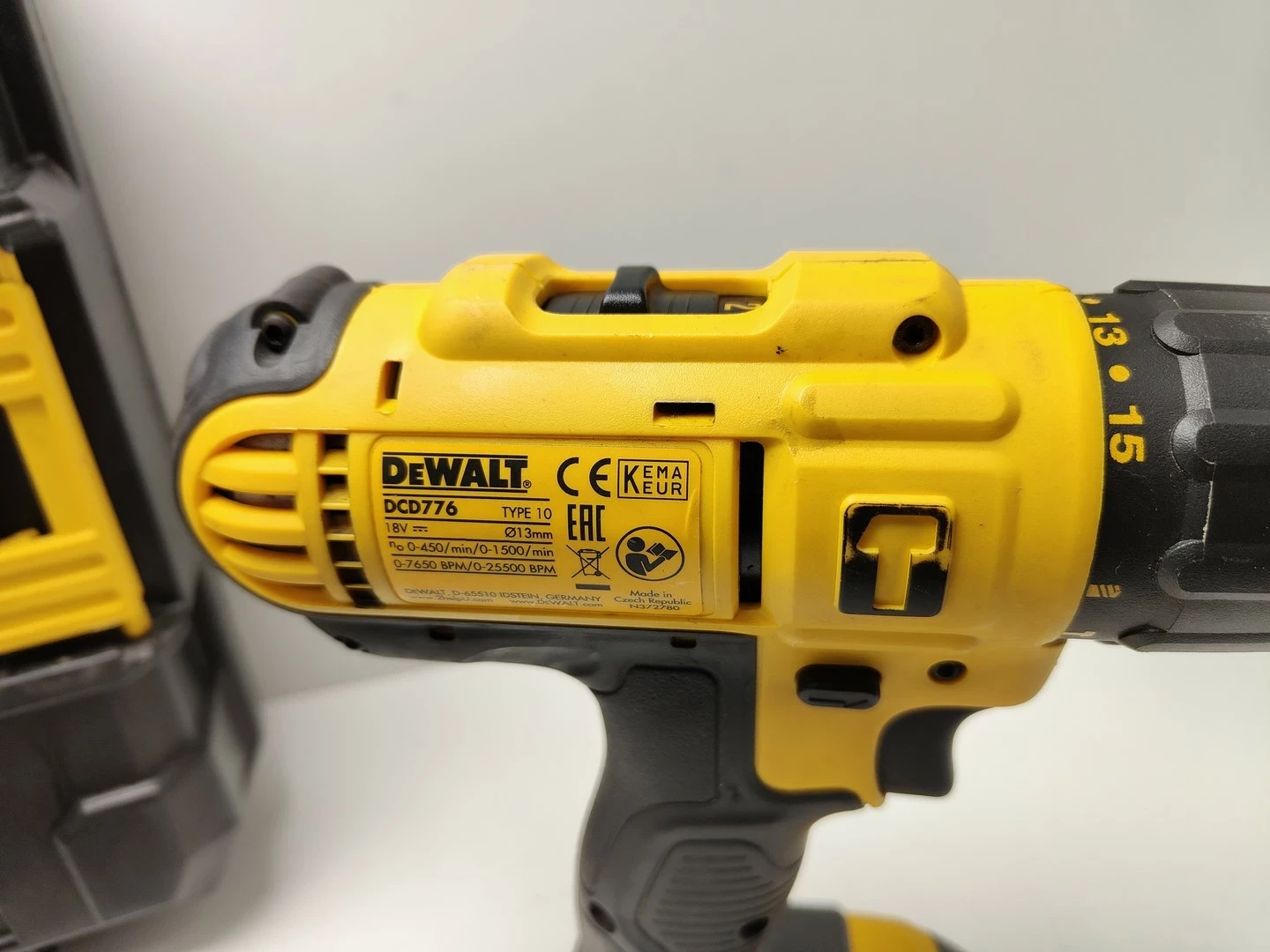 Dewalt dcd776 type online 10