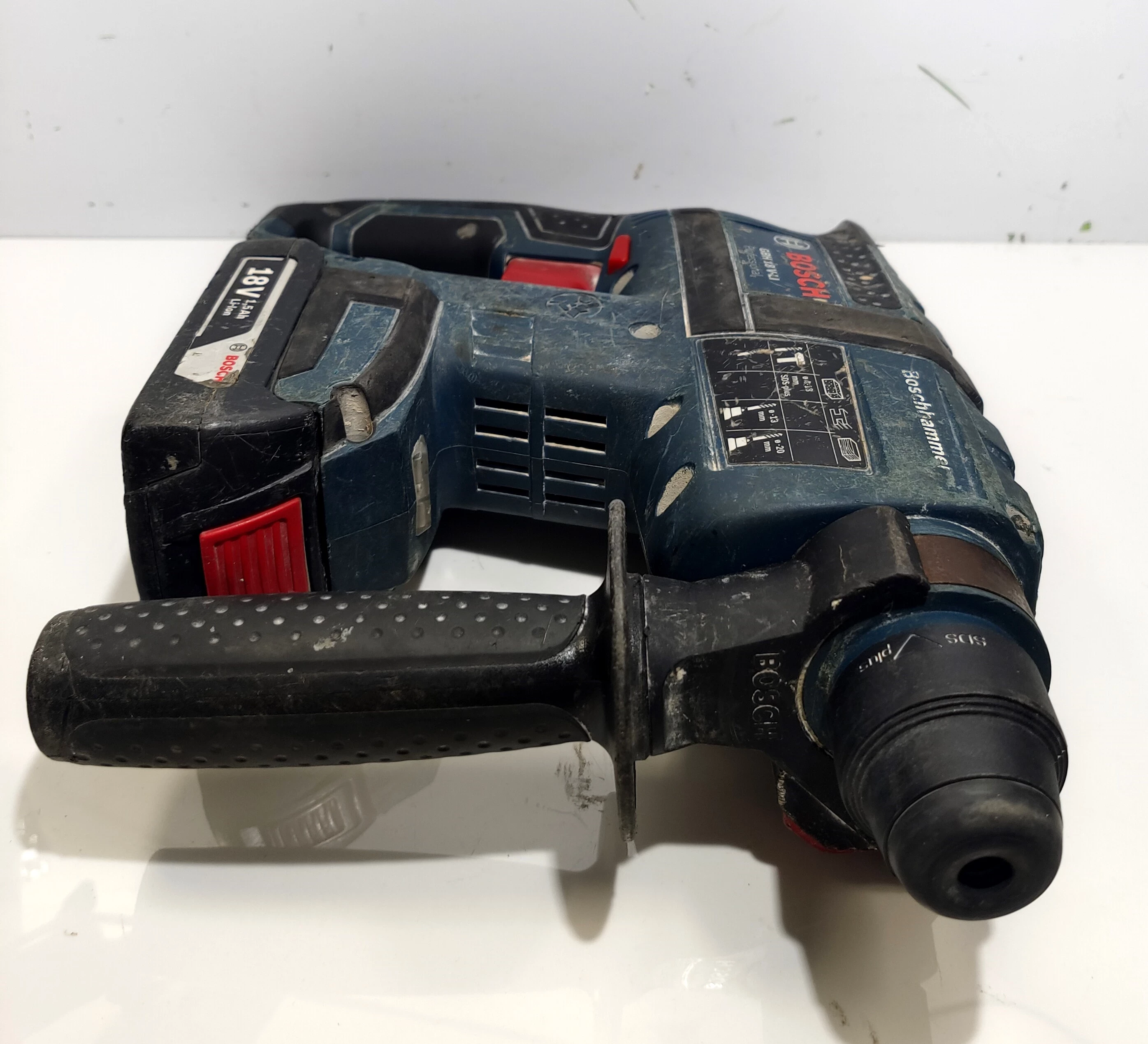 mlot-udarowy-bosch-gbh-18v-typ-uchwytu-sds-plus