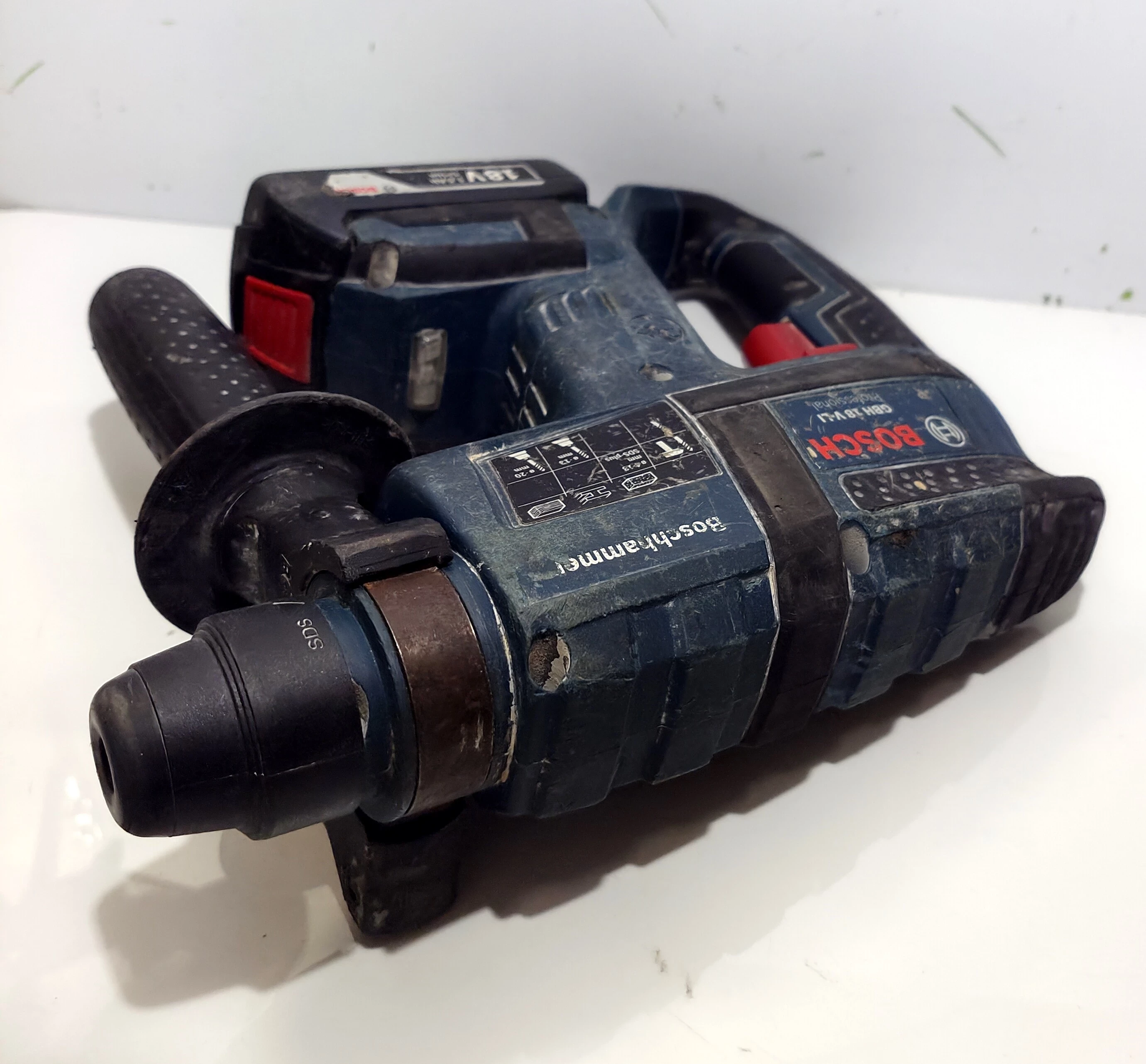 mlot-udarowy-bosch-gbh-18v-energia-udaru-170