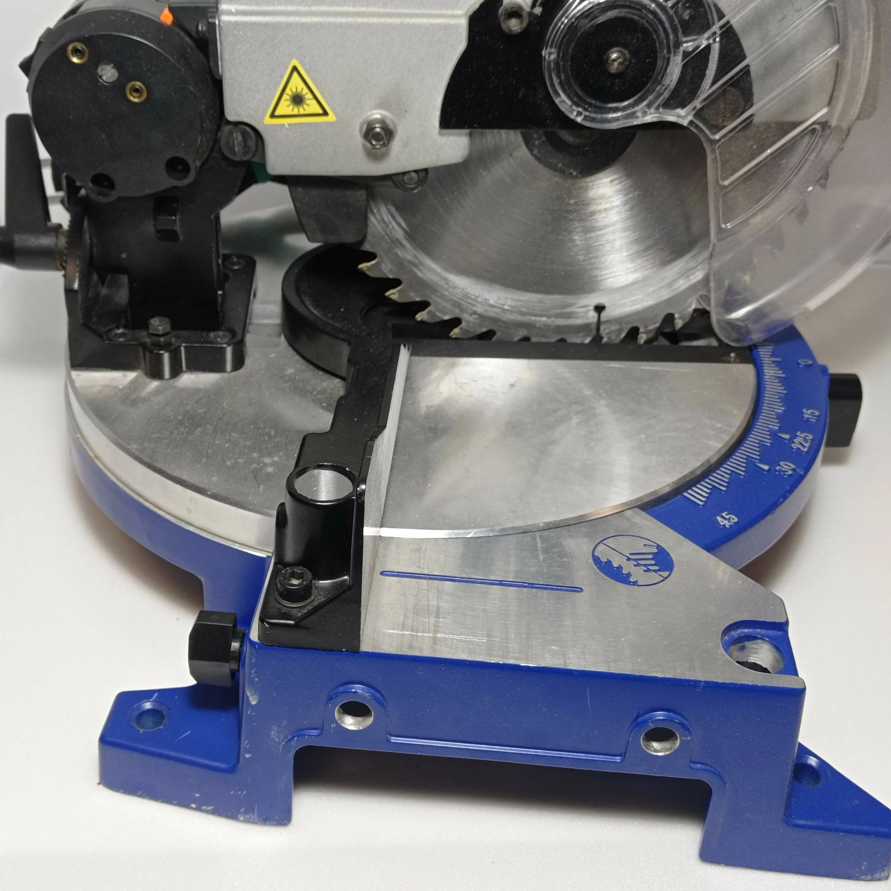 pilarka-ukosnica-metabo-ks-210-lasercut-kod-producenta-kgs-216