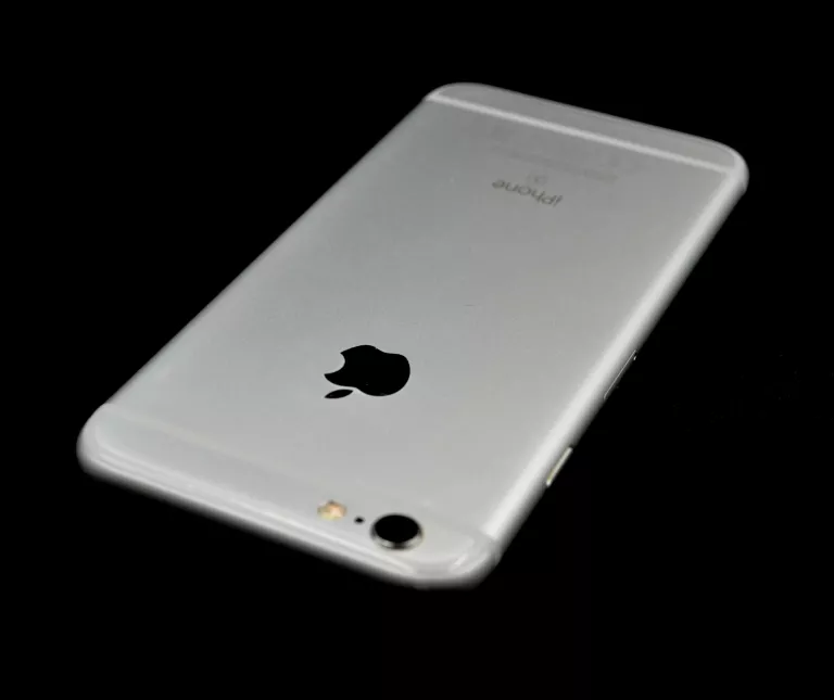 TELEFON APPLE IPHONE 6S 16 GB / PUD.