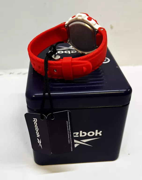 zegarek-reebok-crunches-mechanizm-kwarcowy