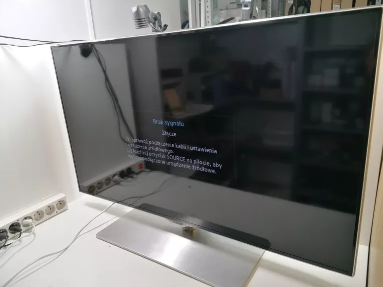 TELEWIZOR SAMSUNG UE40F6770SS PILOOT