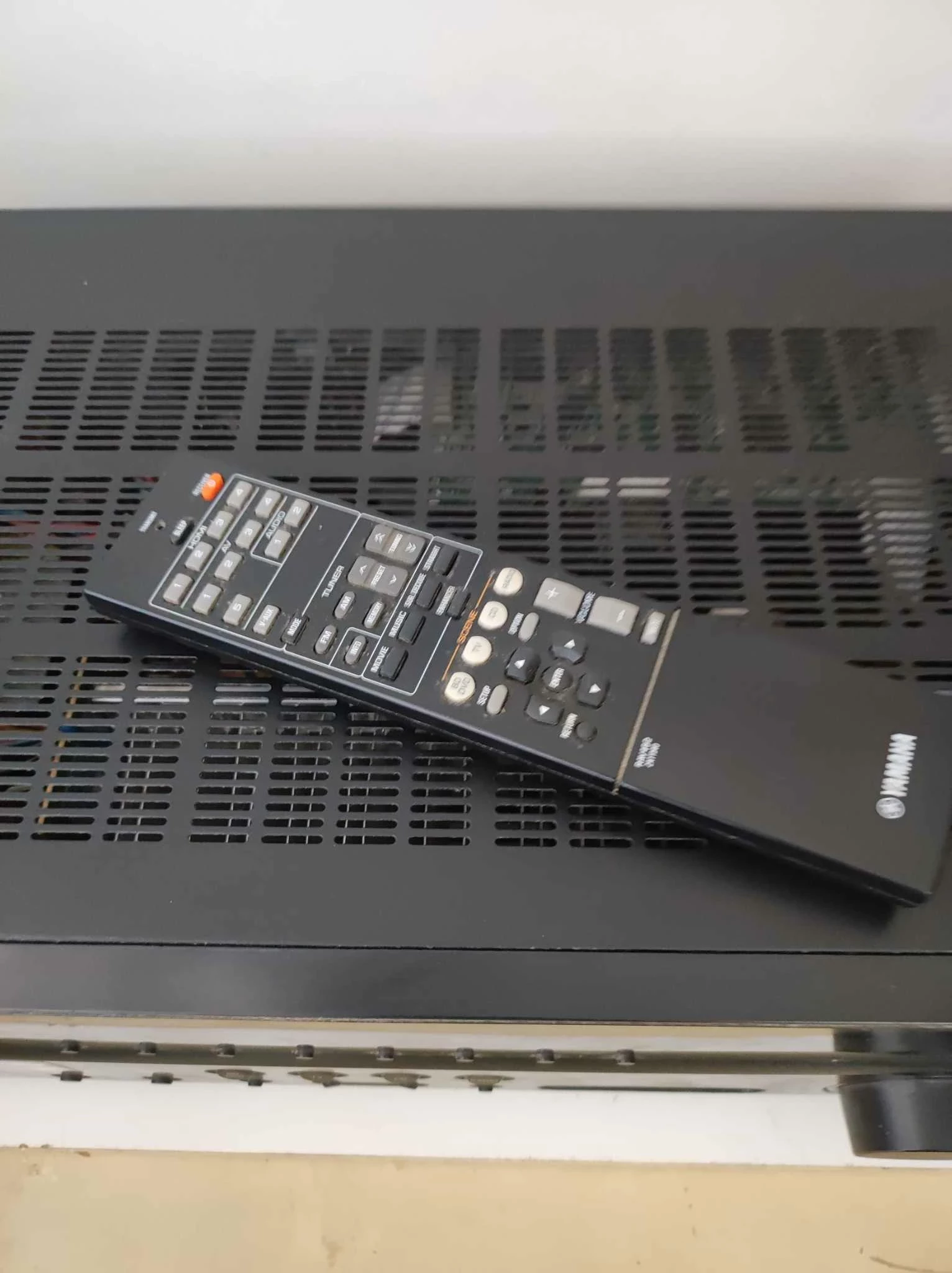 amplituner-yamaha-htr-2866-51-czarny-stan-uzywany