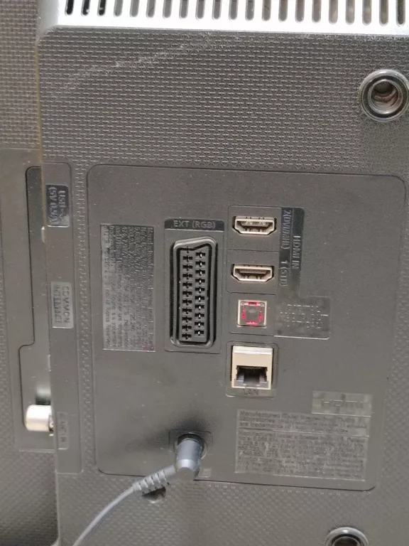 TV SAMSUNG UE32J5200AW PILOT OPIS!