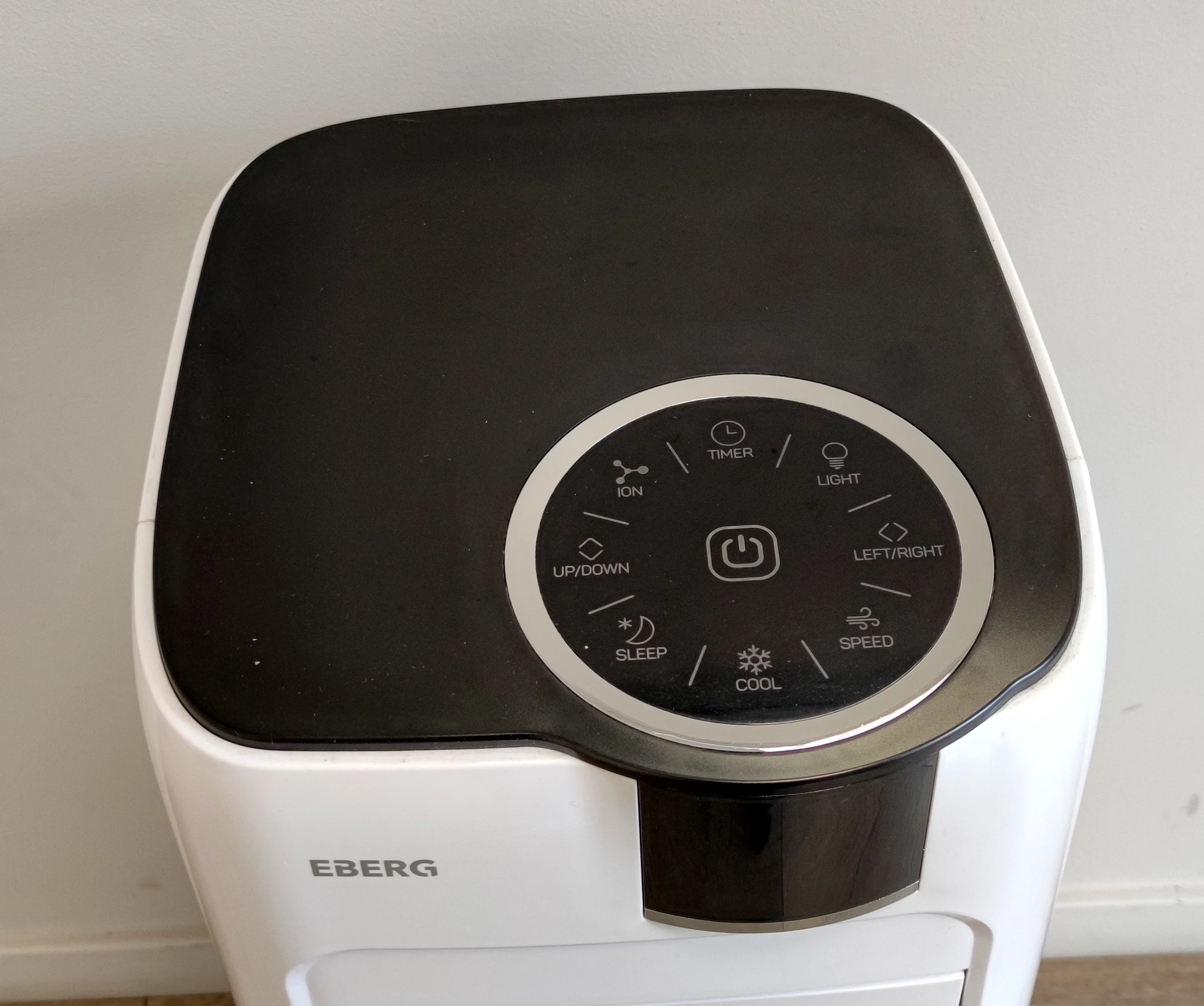 eberg-dot-klimatyzator-ewaporacyjny-65w-kolor-dominujacy-czarny