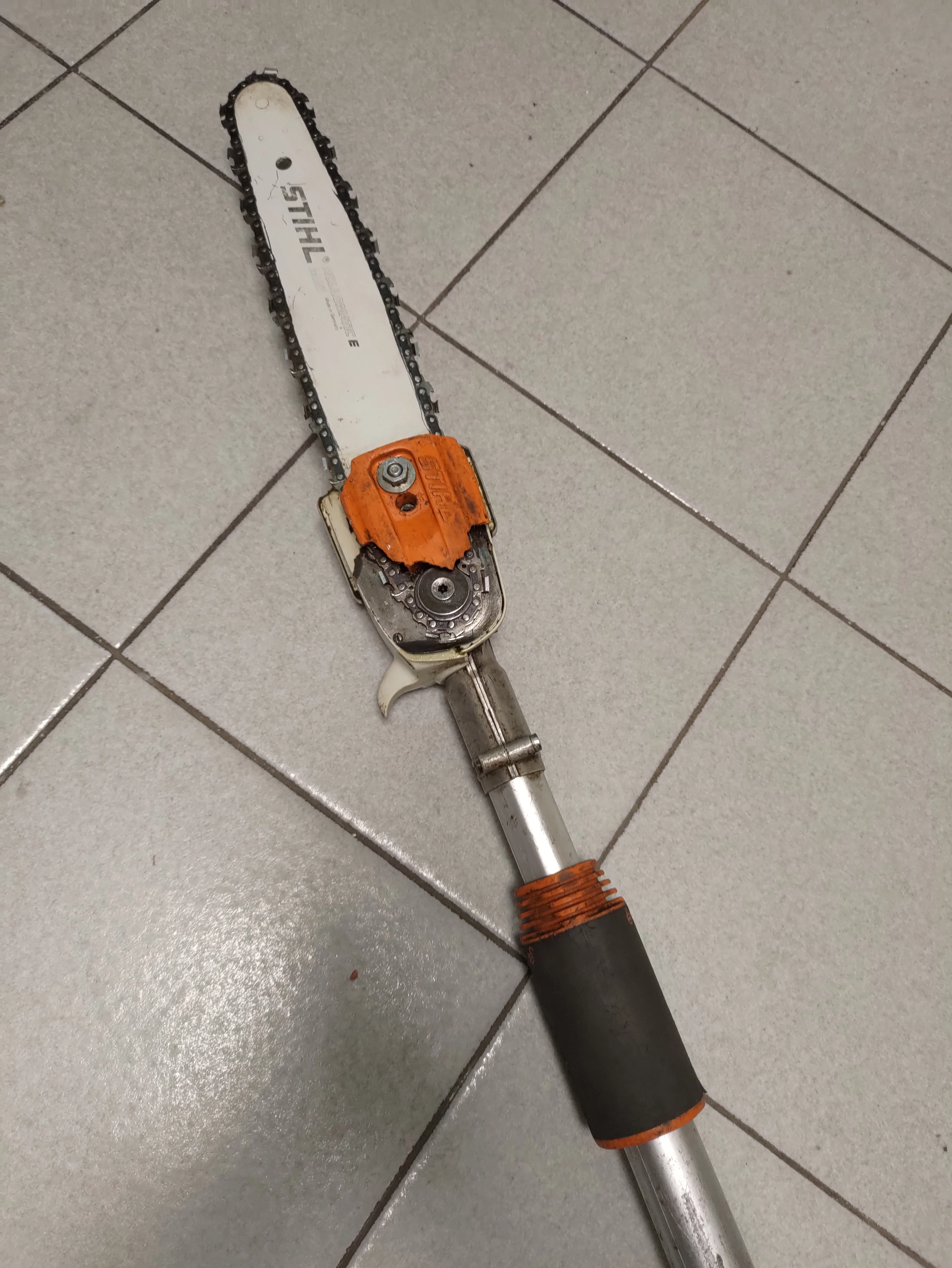 stihl-ht-133-podkrzesywarka-pila-spalinowa-galezi-ean-gtin-0886661223695