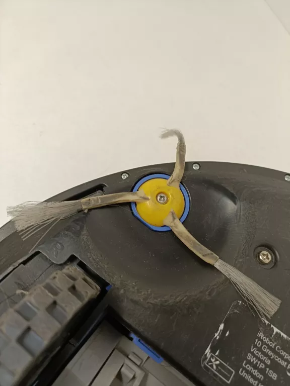 ODKURZACZ IROBOT ROOMBA 621