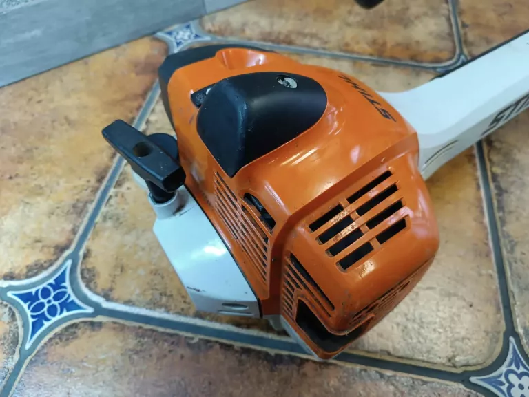 STIHL FS 360 C-EM KOSA SPALINOWA O MOCY 1,7 KW