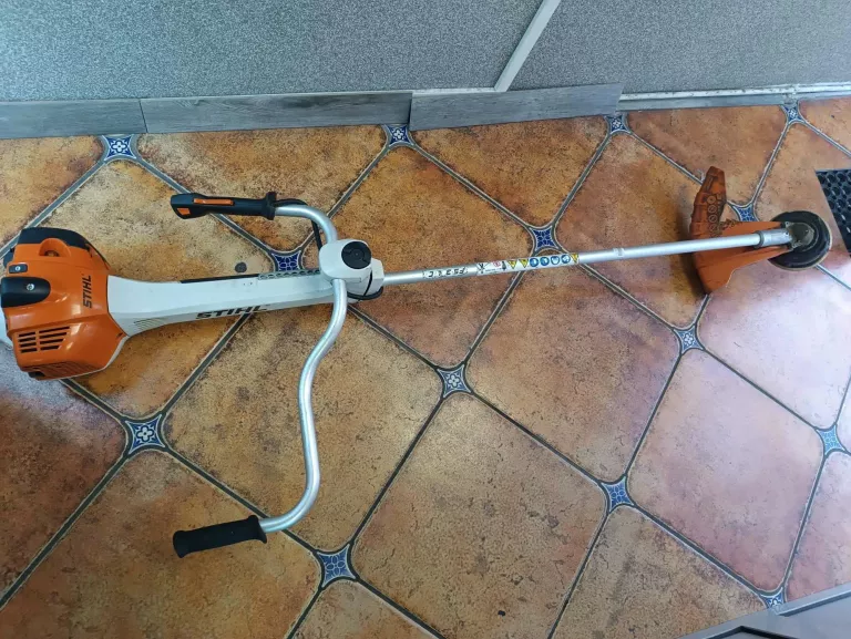 STIHL FS 360 C-EM KOSA SPALINOWA O MOCY 1,7 KW