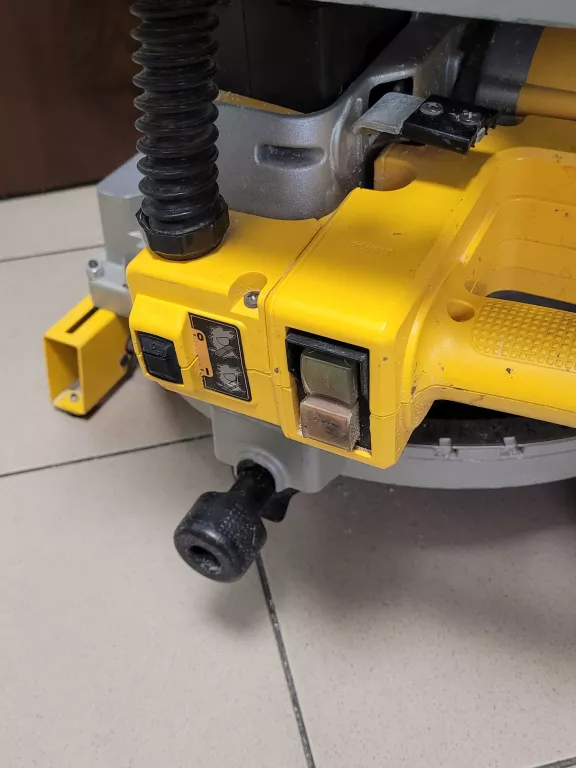 PIŁA UKOŚNICA DEWALT D27113 POLECAM!