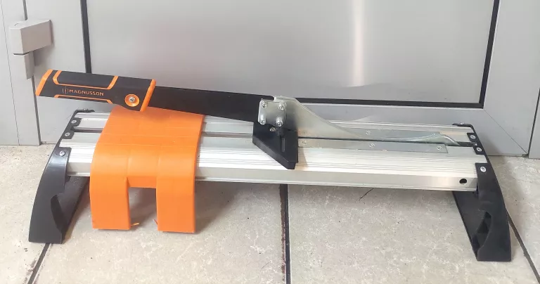 GILOTYNA DO PANELI 210 MM MAGNUSSON