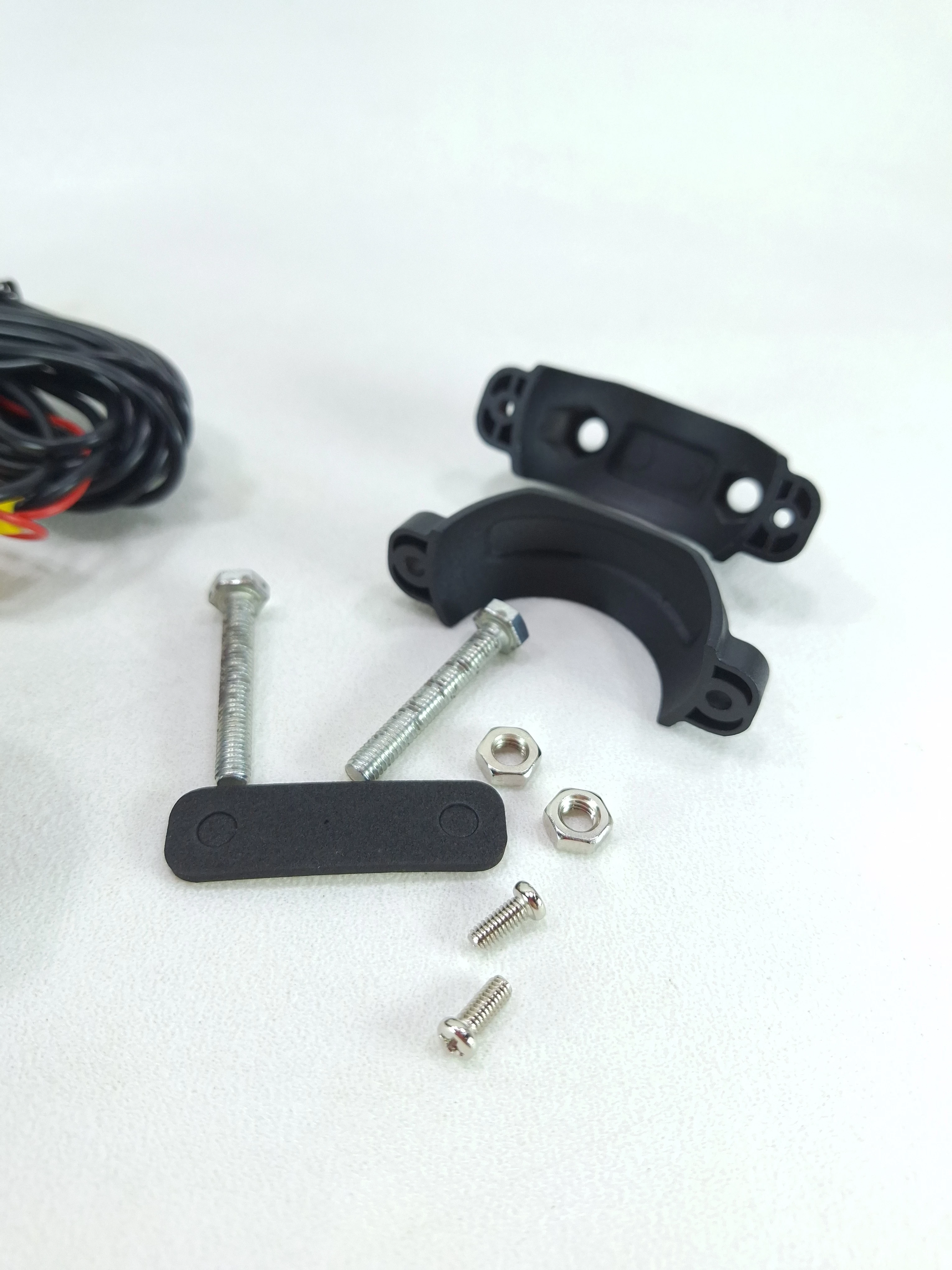 kamera-cofania-samochod-bus-tir-ciagnik-bx21-stan-uzywany