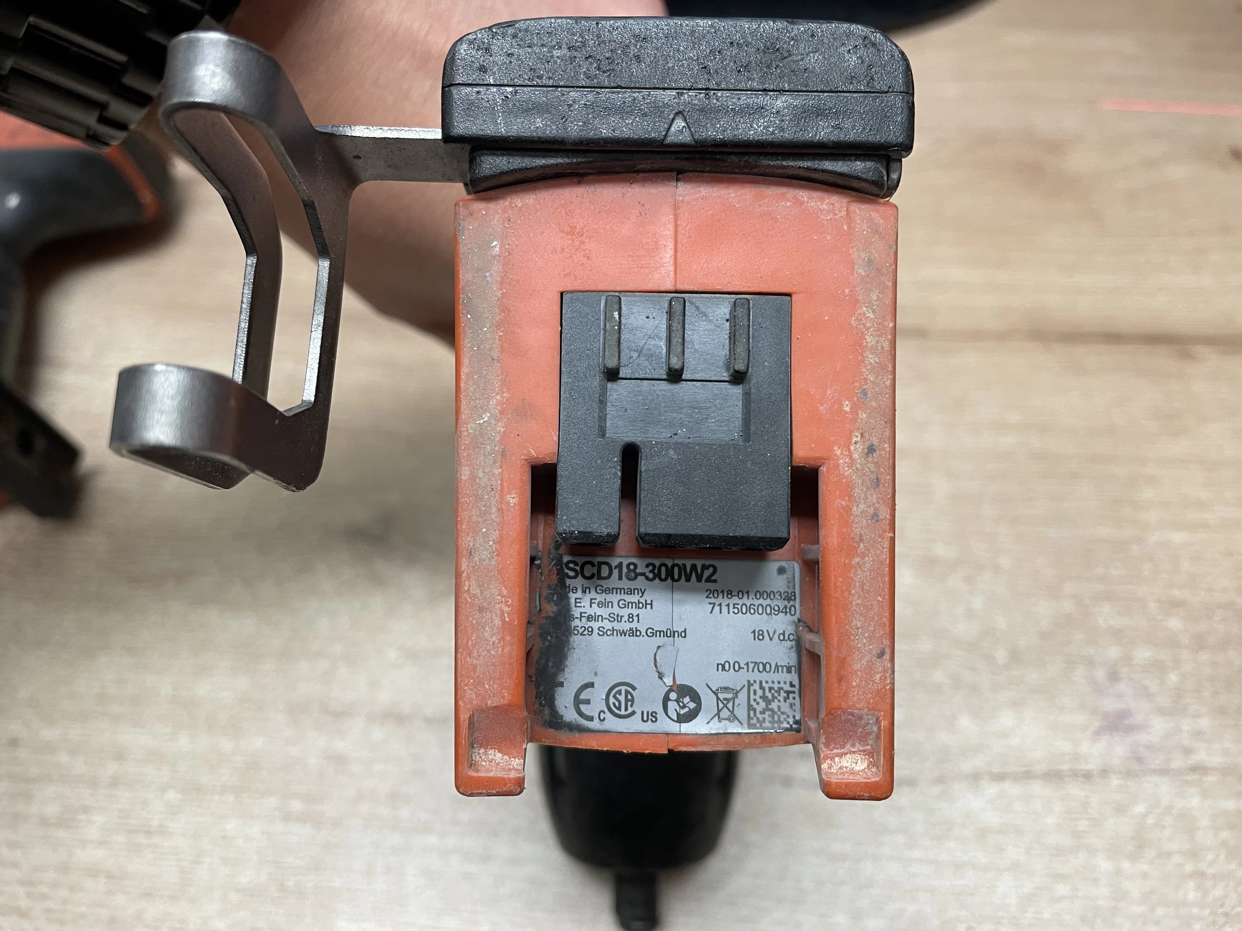 zestaw-fein-wkretarka-ascm18qswklucz-ascd18-300w2-kod-producenta-71901961000