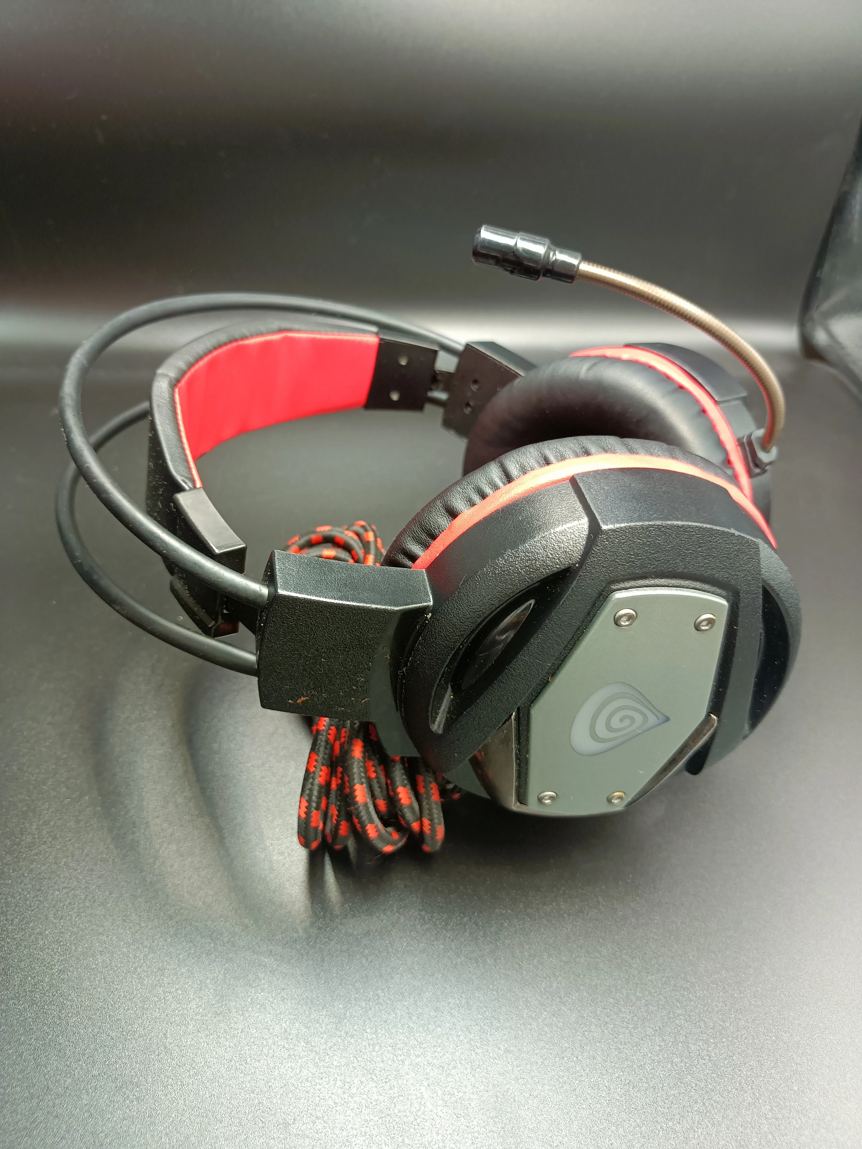 sluchawki-gamingowe-genesis-neon-350-rodzaj-sluchawek-nauszne