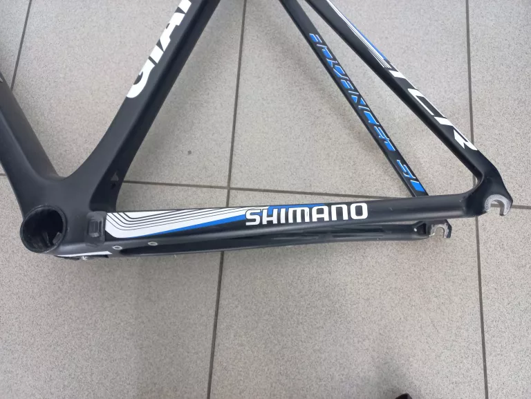 RAMA KARBON GIANT TCR ADVANCED SL 23 + SZYNA