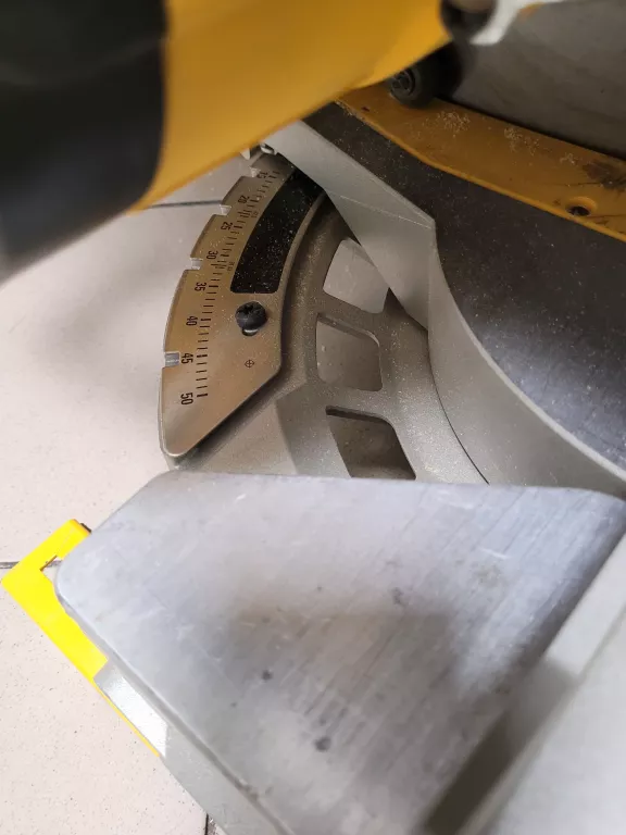 PIŁA UKOŚNICA DEWALT D27113 POLECAM!