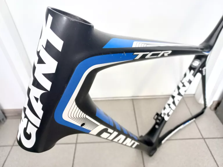 RAMA KARBON GIANT TCR ADVANCED SL 23 + SZYNA