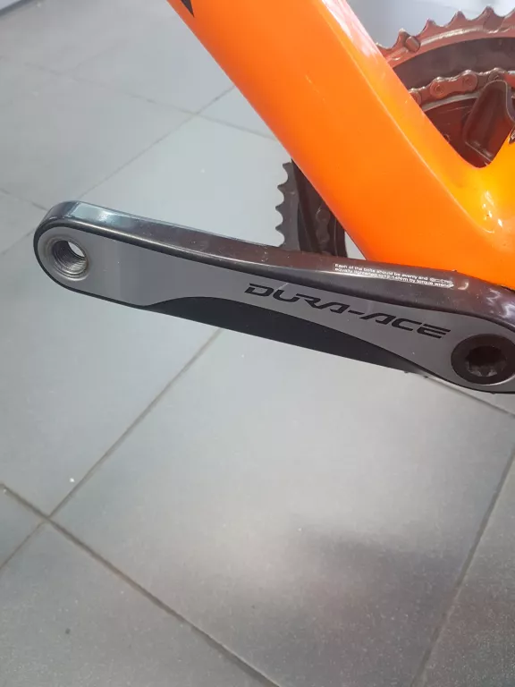 trek-madone-59-rama-54-cm-28-pomaranczowy-kolor-pomaranczowy