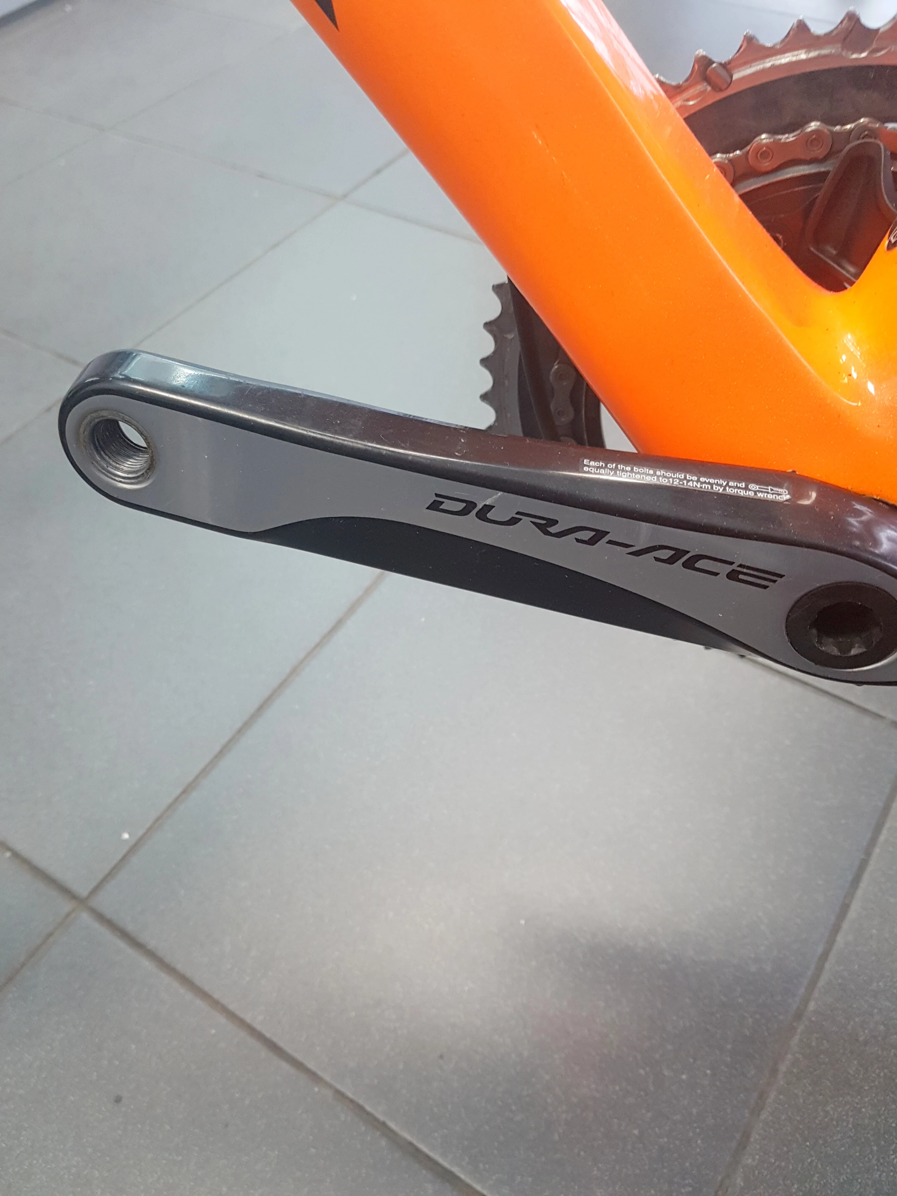 trek-madone-59-rama-54-cm-28-pomaranczowy-kolor-pomaranczowy