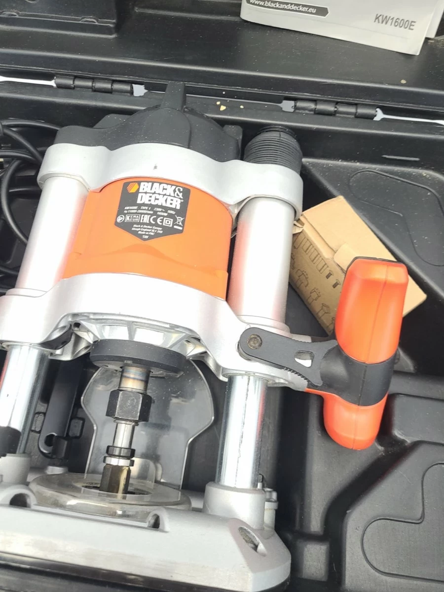 frezarka-gornowrzecionowa-black-decker-kw-1600e-marka-inny-producent