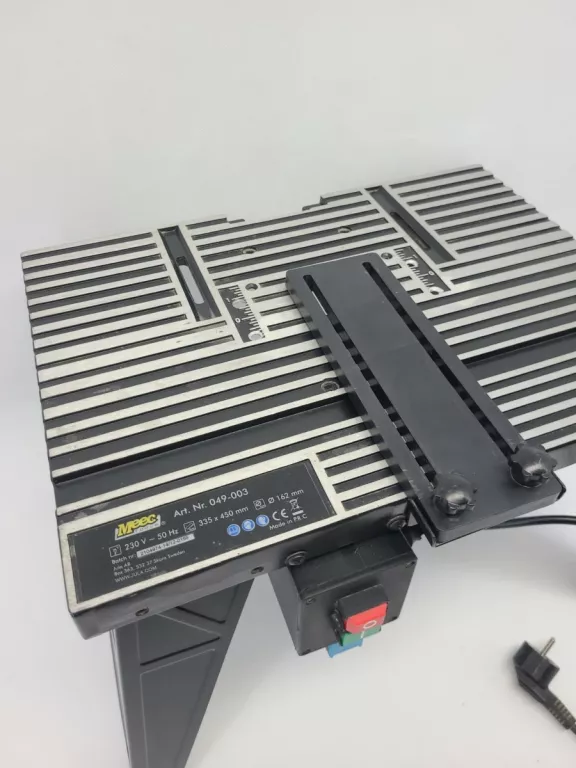 FREZARKA GÓRNOWRZECIONOWA BLACK DECKER KW 1600E