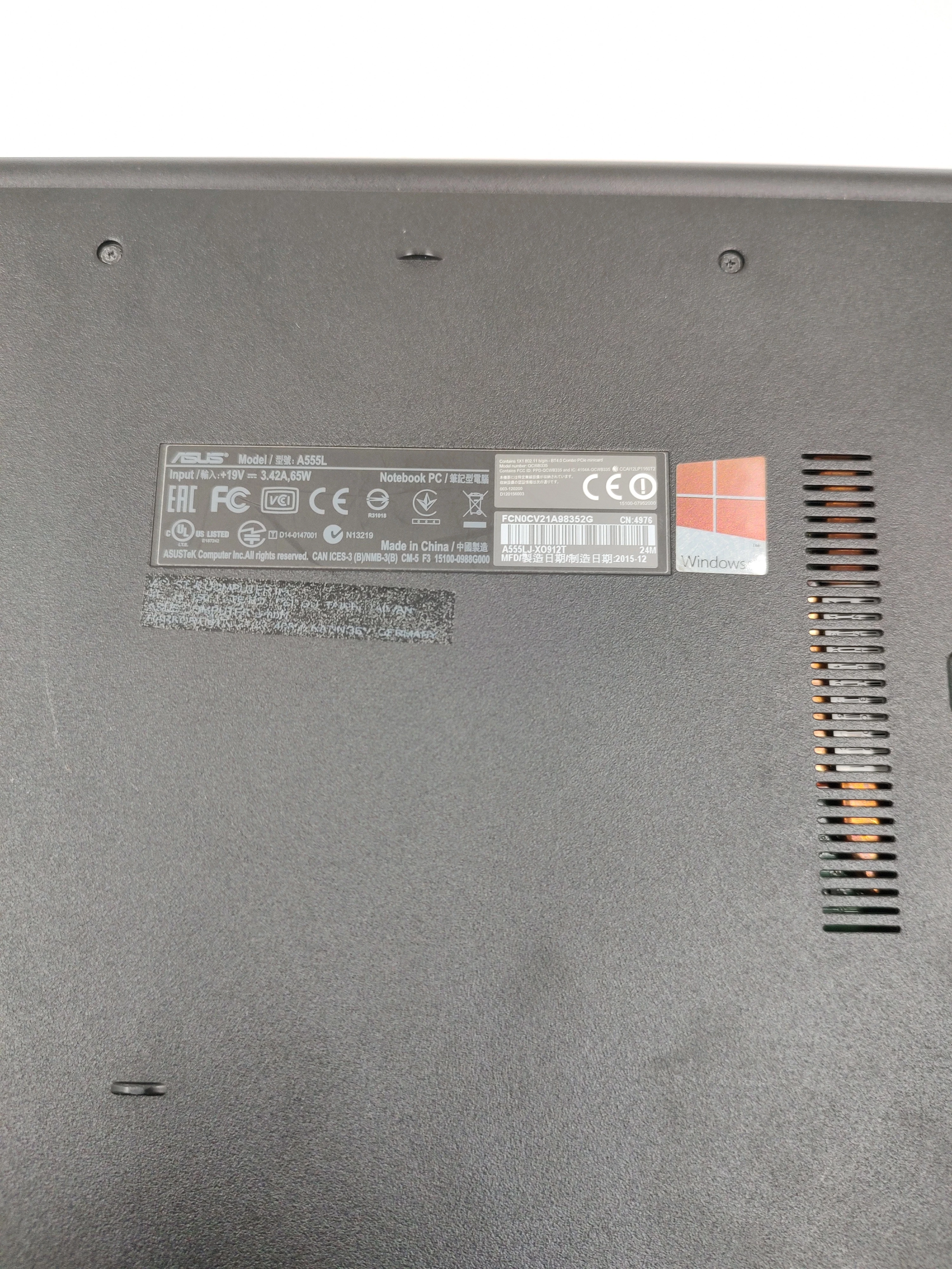 laptop-asus-a555l-i3-4gb-ram-geforce-920-torba-seria-procesora-intel-core-i3