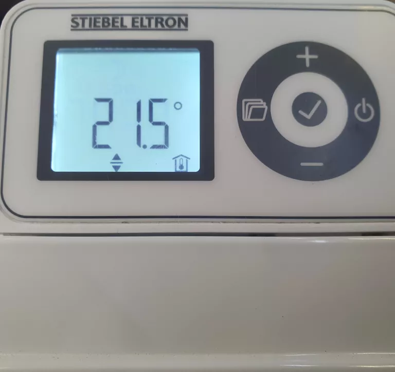 GRZEJNIK KONWEKTOROWY STIEBEL ELTRON CNS 200 TREND