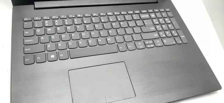 LENOVO IDEAPAD 320-15ISK 15,6 "I3 4 GB / 1000 GB
