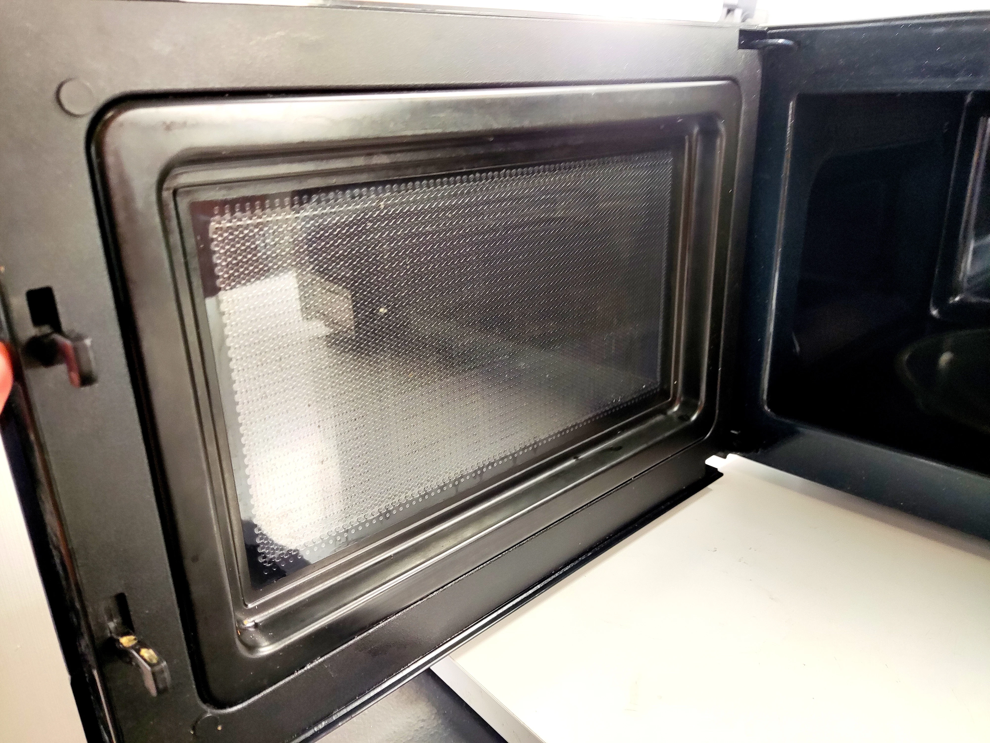 kuchenka-mikrofalowa-samsung-ge73m-kolor-dominujacy-inny