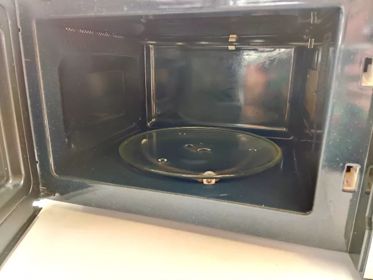 KUCHENKA MIKROFALOWA SAMSUNG GE73M