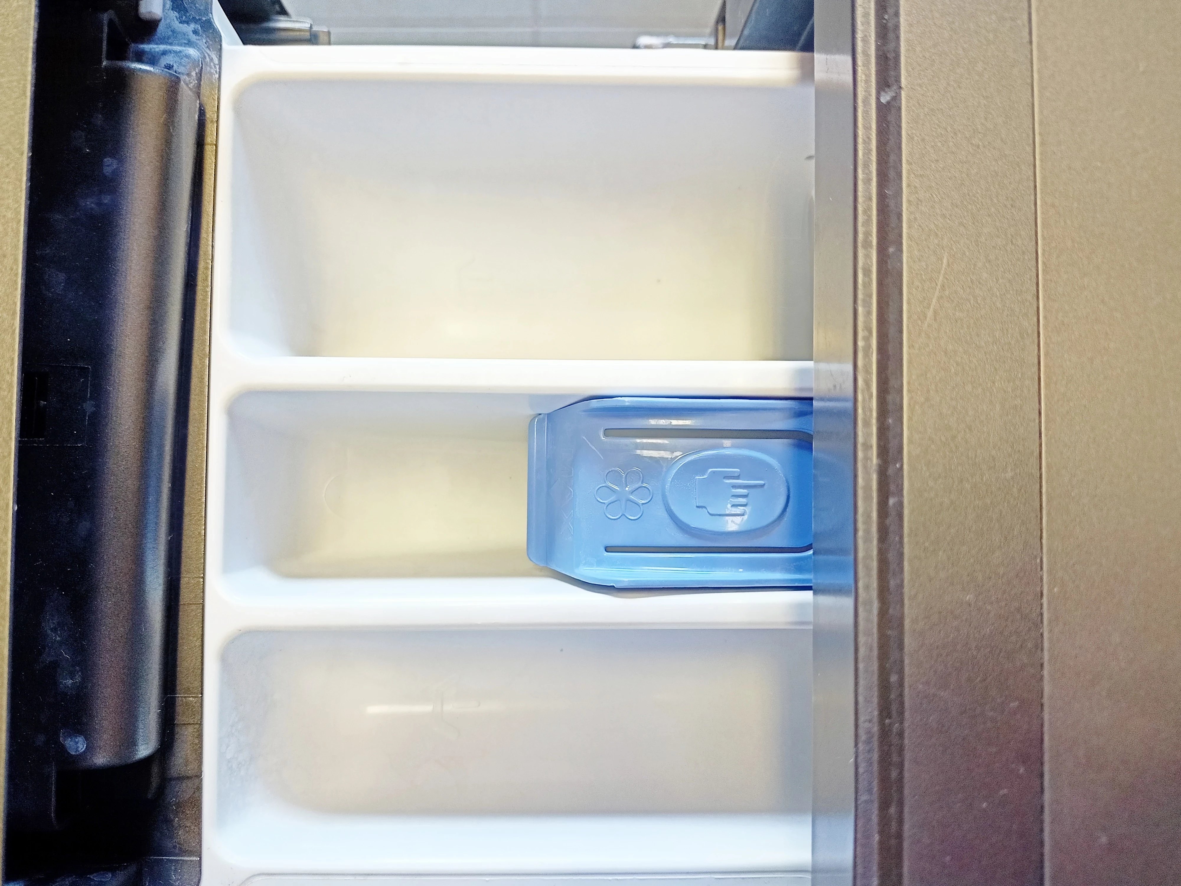 pralka-beko-pwuv9646xme-kolor-dominujacy-srebrnyszary