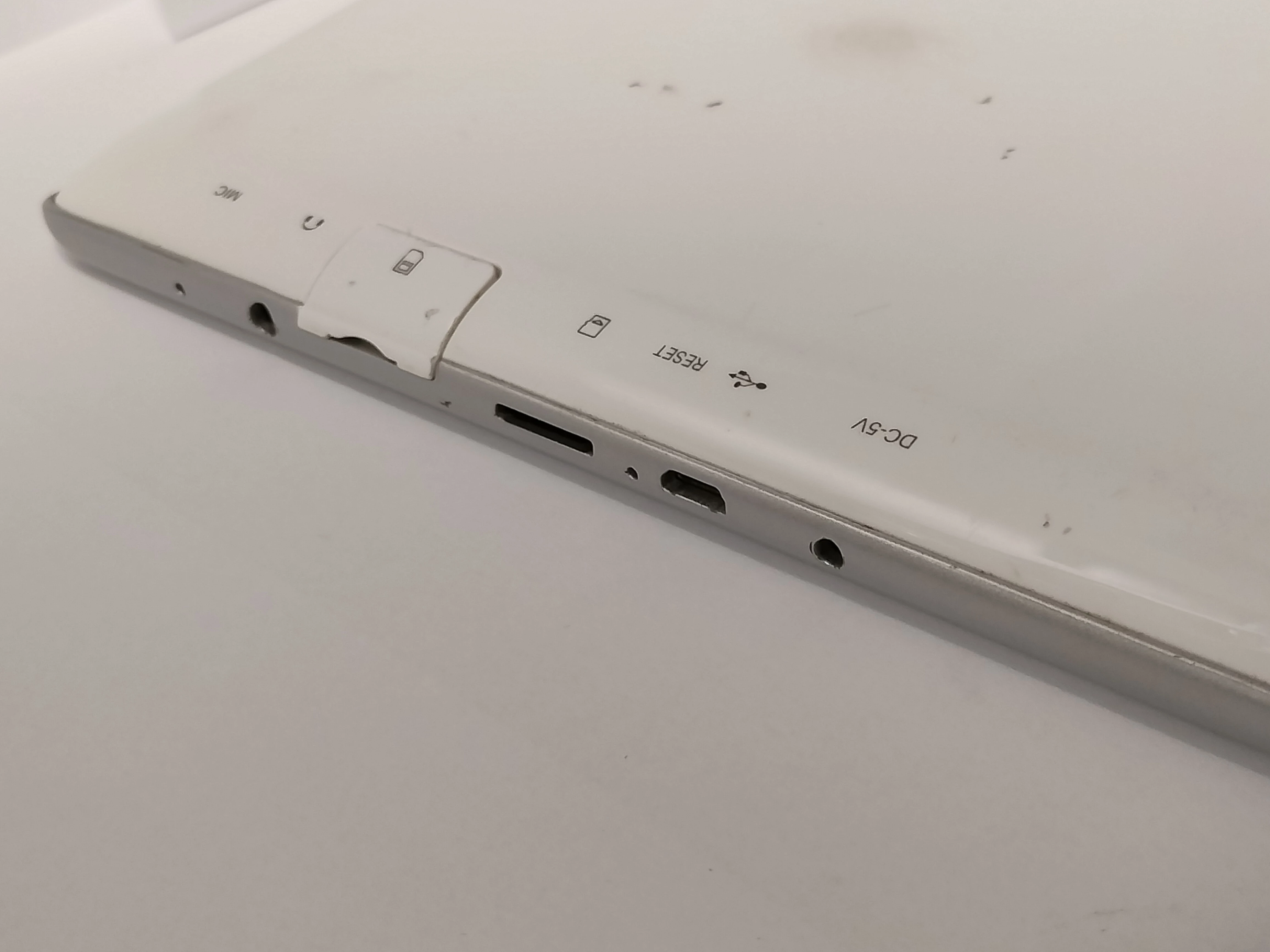 tablet-101-bialy-sanei-android-40-kod-producenta-tab-r105bk