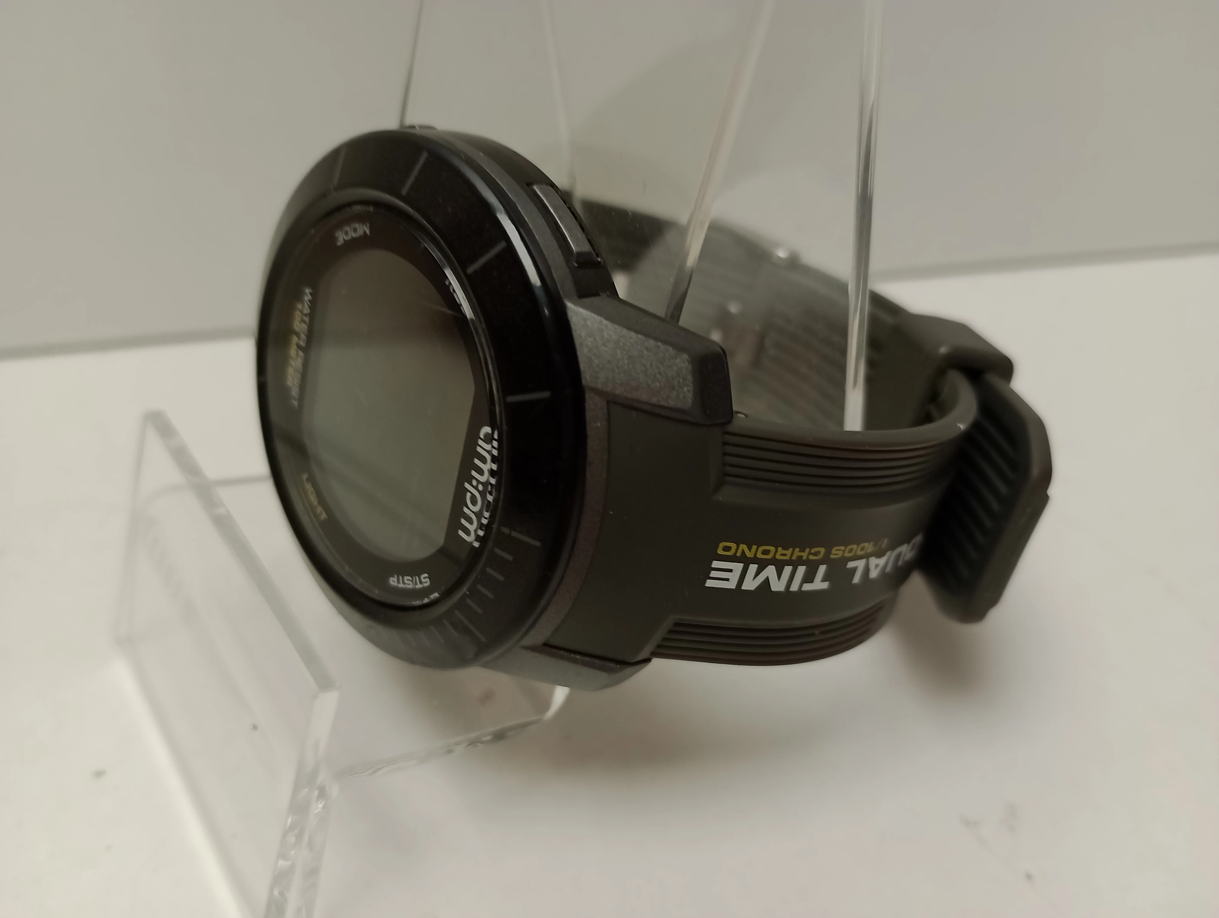 zegarek-ampm-czarny-typ-nareczny