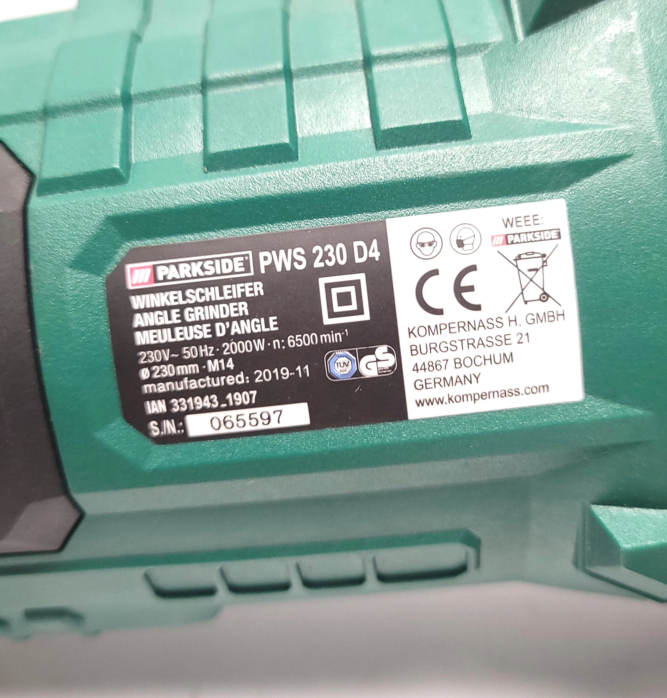 szlifierka-katowa-parkside-pws-230-d4-uszkodzona-rodzaj-zasilania-sieciowe