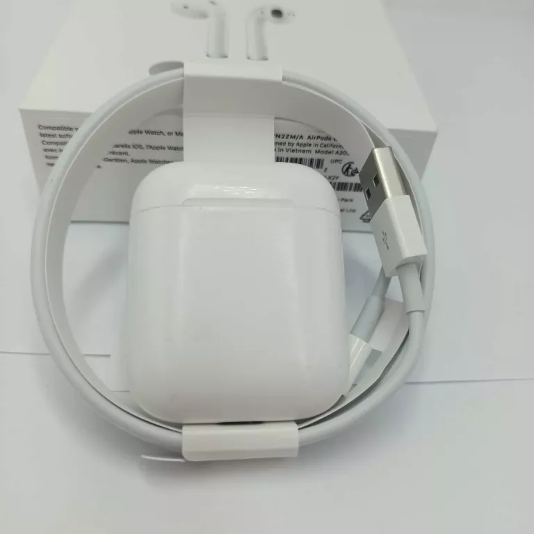 sluchawki-apple-airpods-a2032-a2031-a1602-kolor-dominujacy-bialy