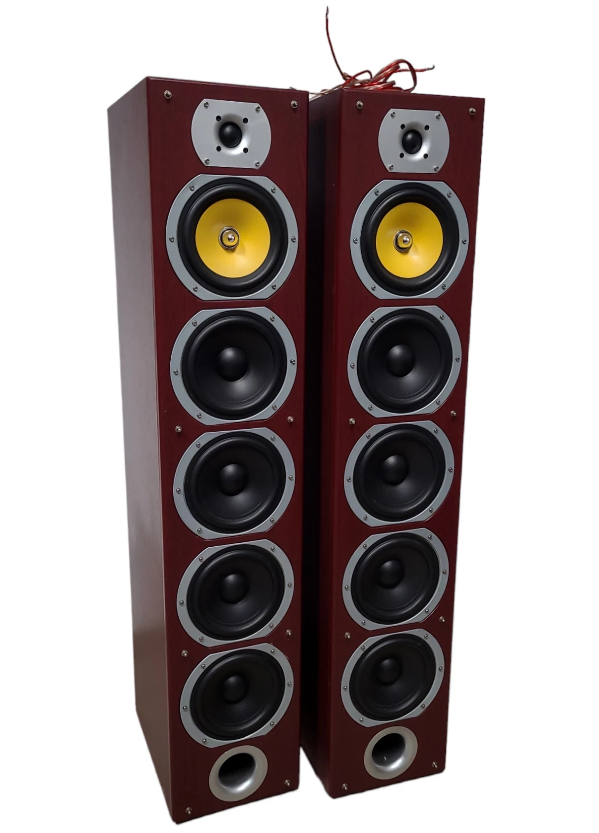 2-x-kolumna-glosnikowa-beng-v9b-okablowanie-kosciuszki-10a1-braniewo