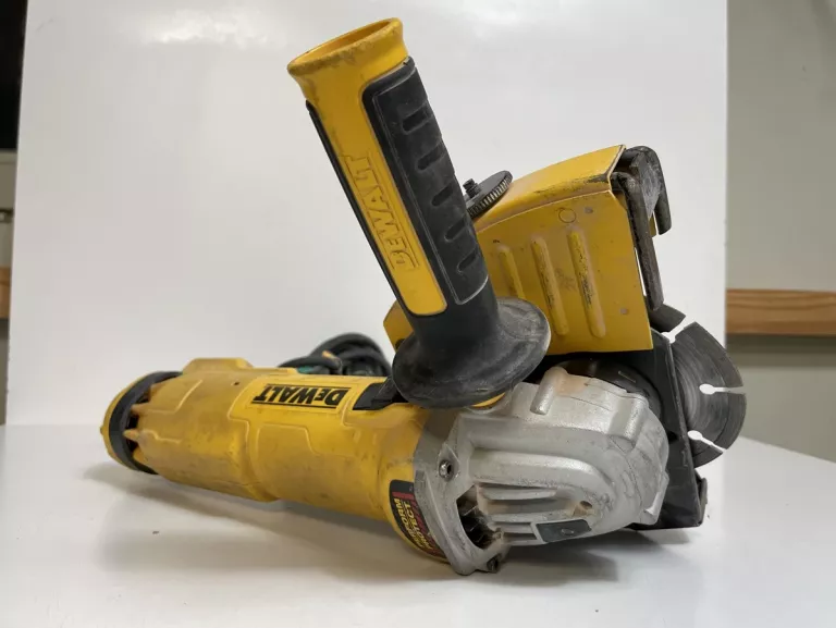 SZLIFIERKA DEWALT DWE46105 I DWE46150 125 1400W