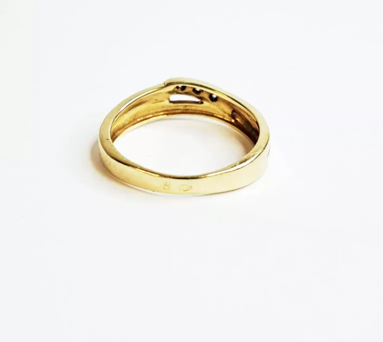 piekny-zloty-pierscionek-p-585241gr13-kamienie-221-64