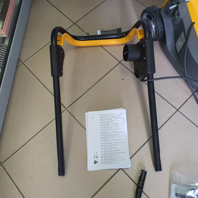KOSIARKA ELEKTRYCZNA STIGA 35E 1000W