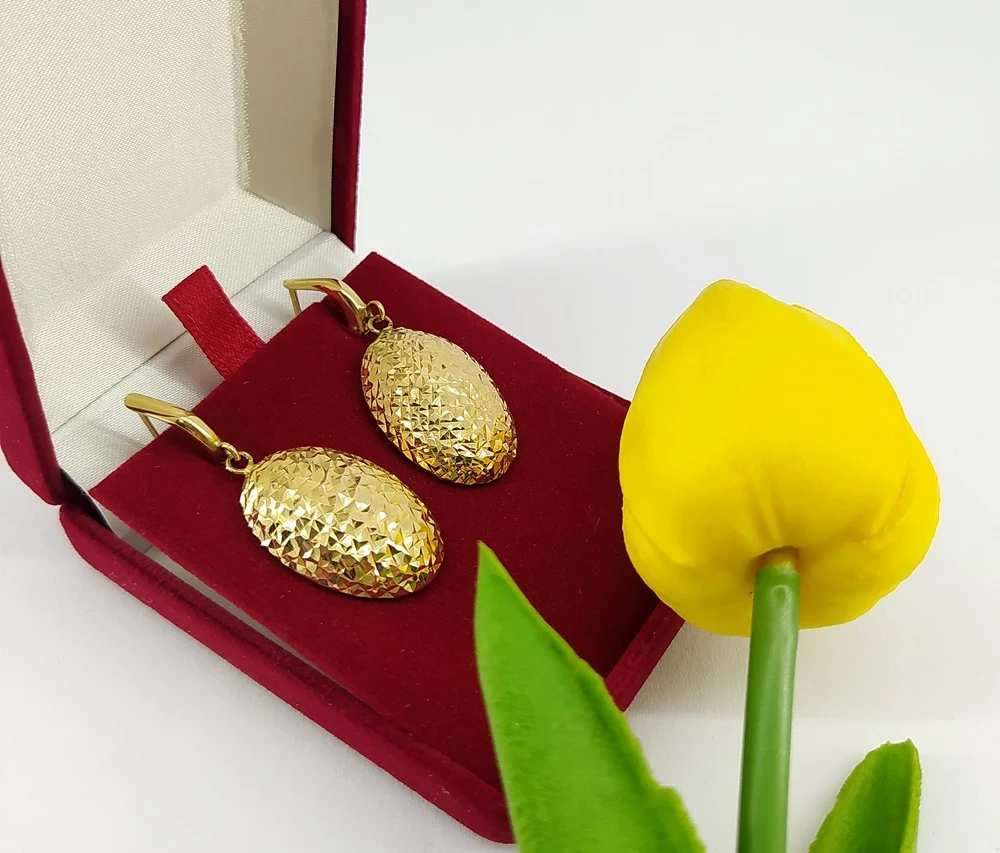 cudowne-zlote-kolczyki-14-karat-rodzaj-bigla-angielski