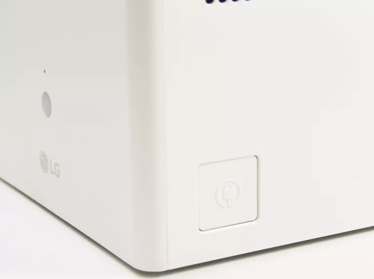 projektor-lg-hu80ksw-laser-4k-rozdzielczosc-podstawowa-px-3840-x-2160