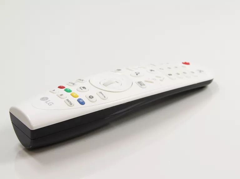 projektor-lg-hu80ksw-laser-4k-marka-lg