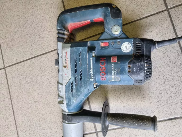MŁOT UDAROWY BOSCH GBH 5-40 DCE