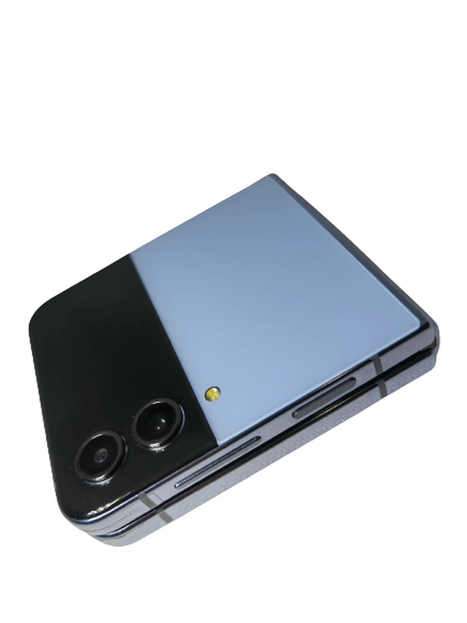 telefon-samsung-galaxy-z-flip4-przekatna-ekranu-67