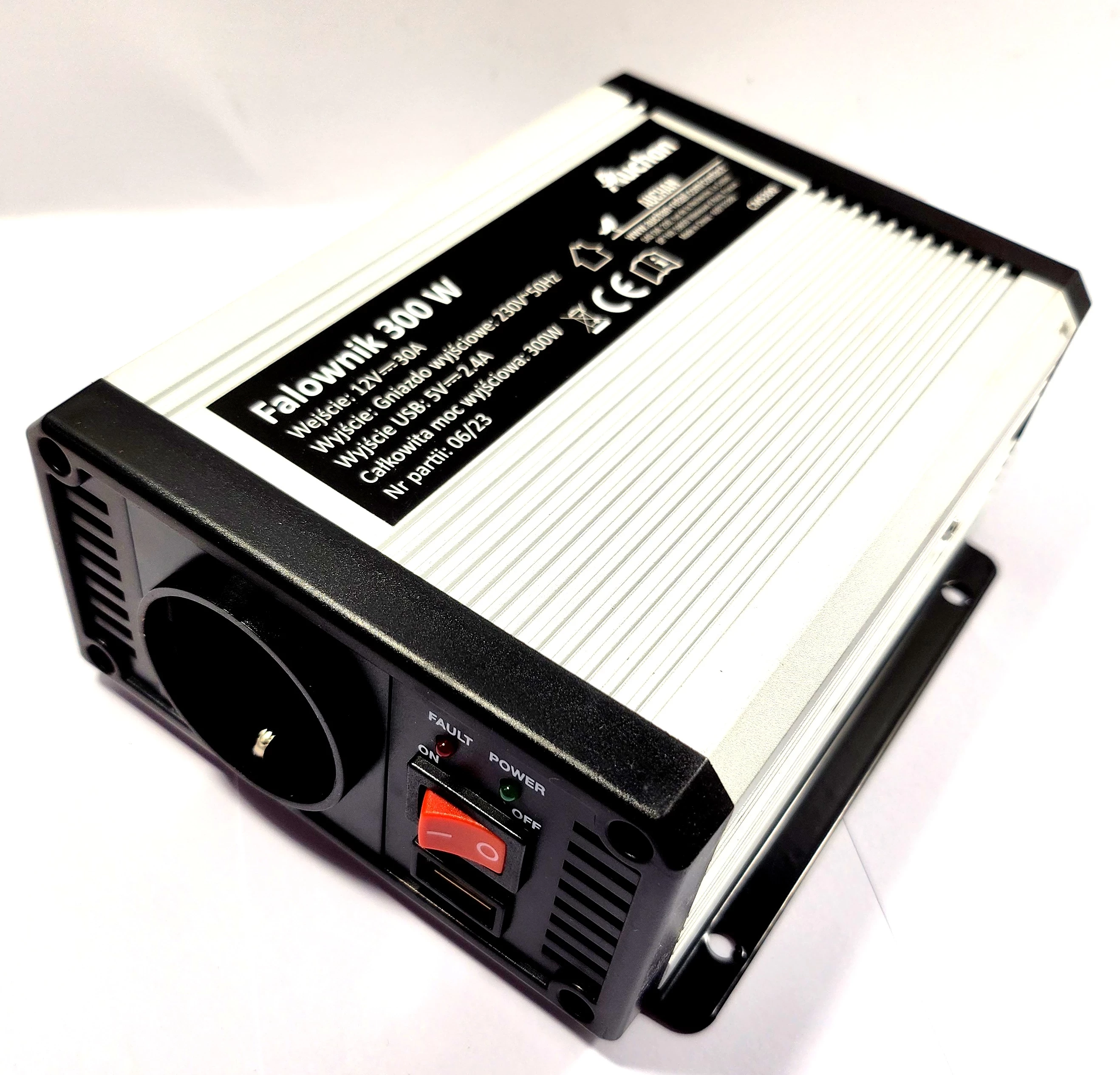 przetwornica-napiecia-falownik-sieciowy-300w-auchan-product-id-60369da8-5f34-4882-b2d9-491b8c6874d4