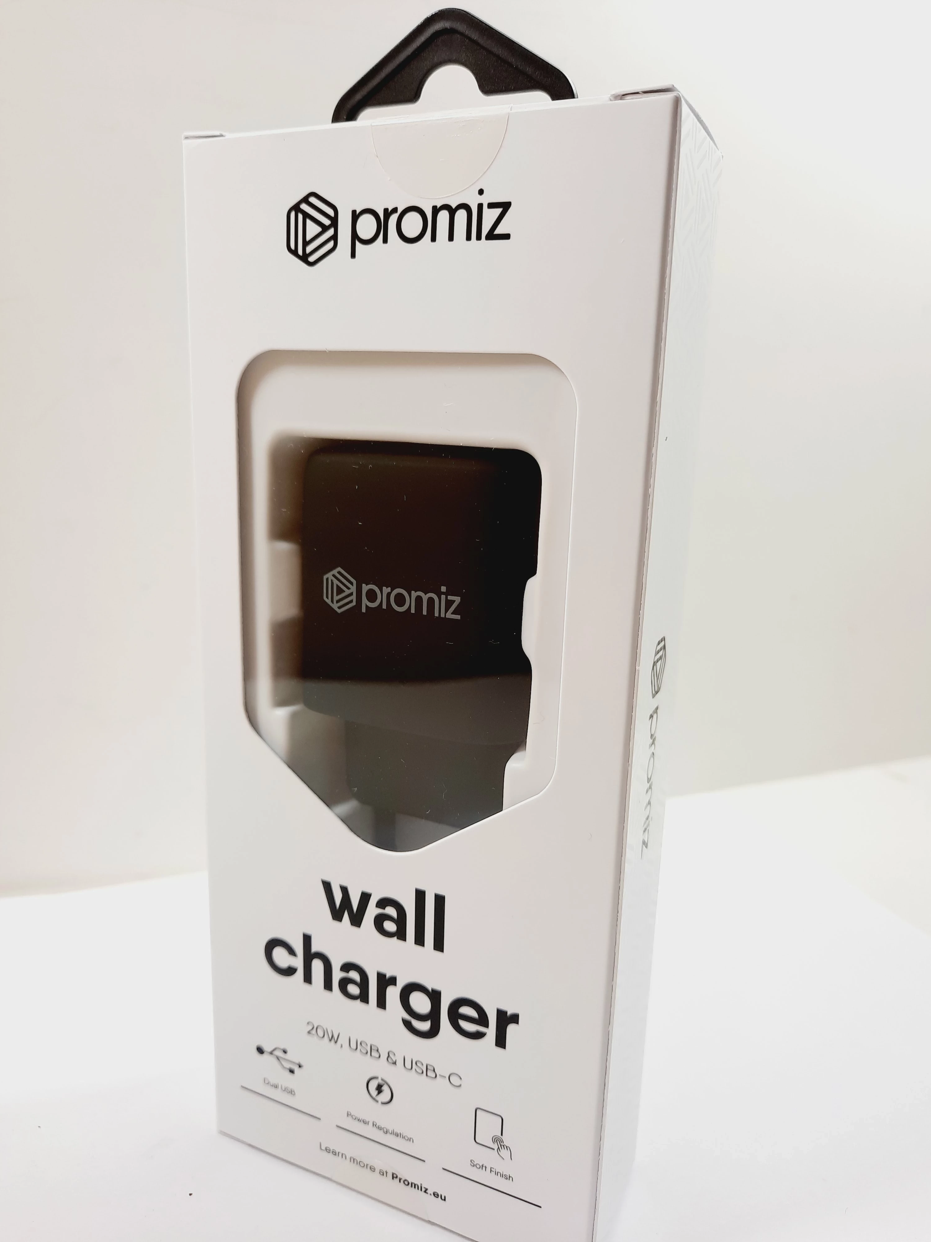 kostka-wall-charger-usb-usb-c-ean-gtin-8720153557474